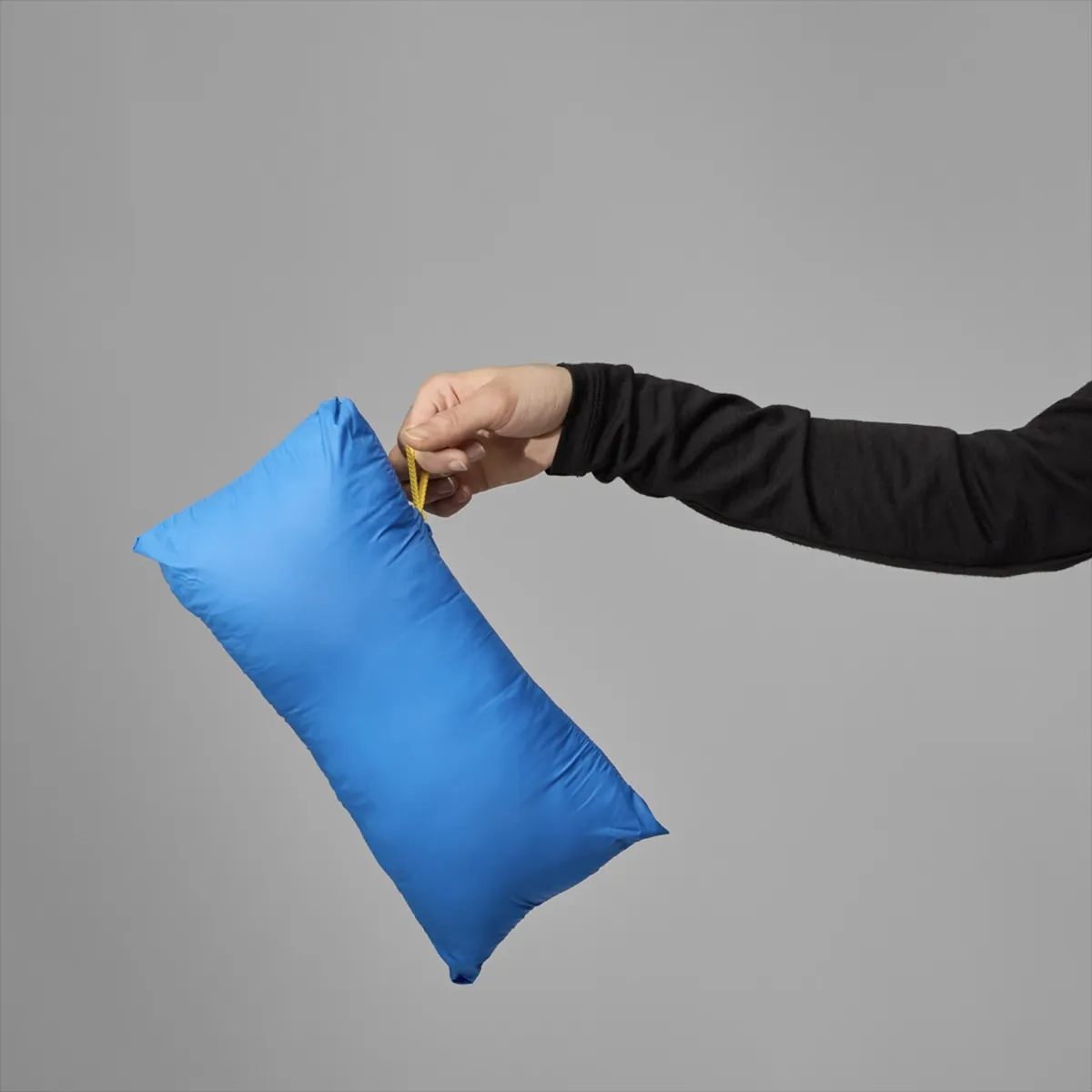 Campera De Pluma Fjall Raven Expedition Pack Down Hoodie Mujer