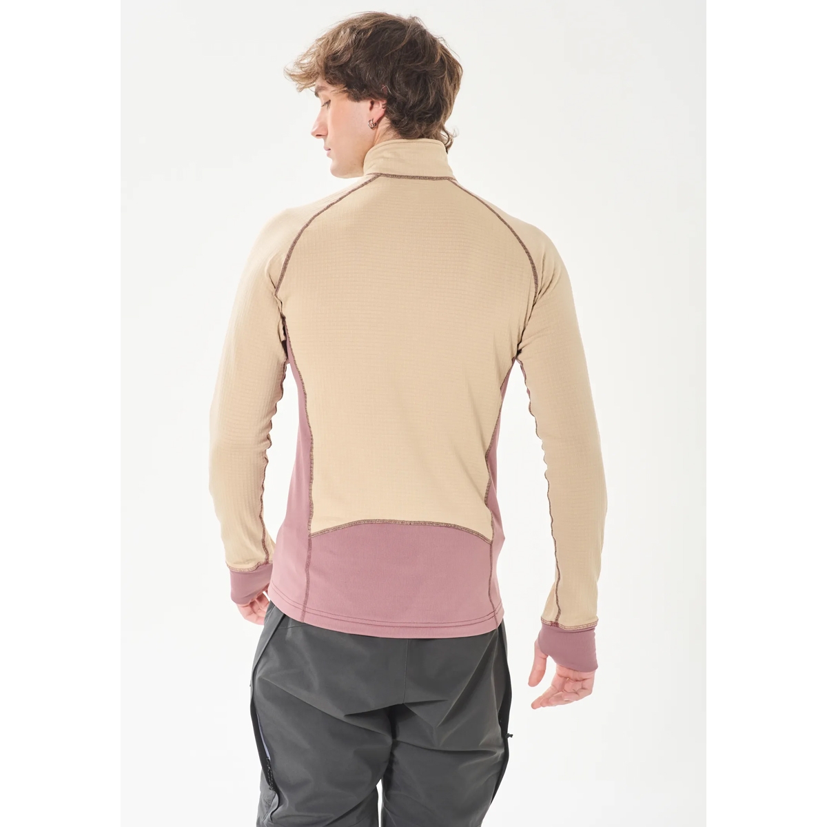 Camiseta Ansilta Neyün 2 Polartec Power Grid Versátil