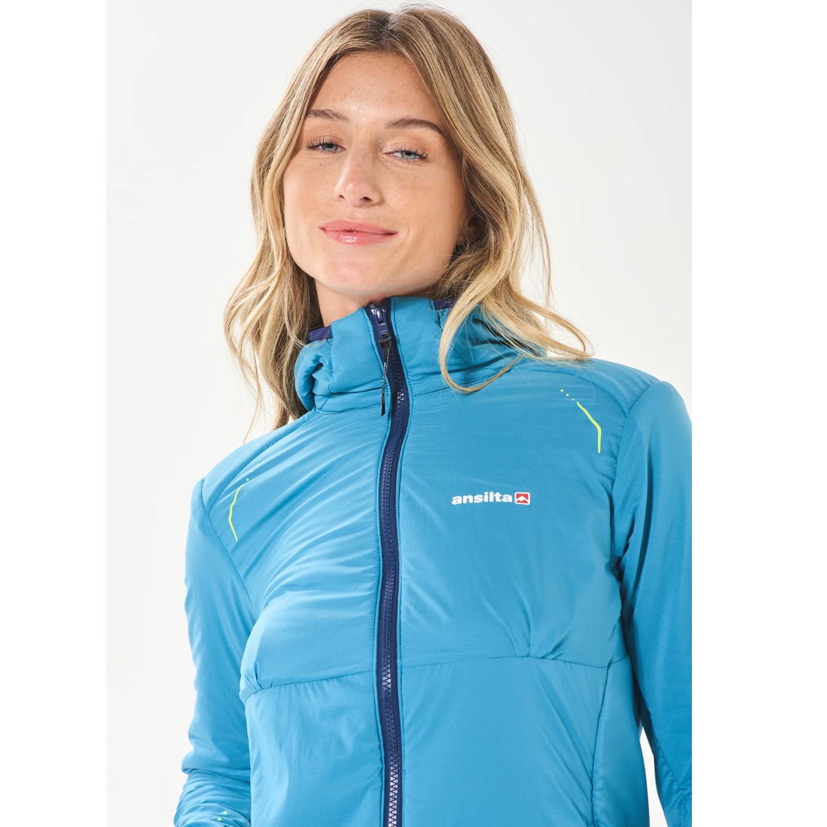 Campera Alpha Pertex Polartec Versátil Para Climas Fríos Mujer